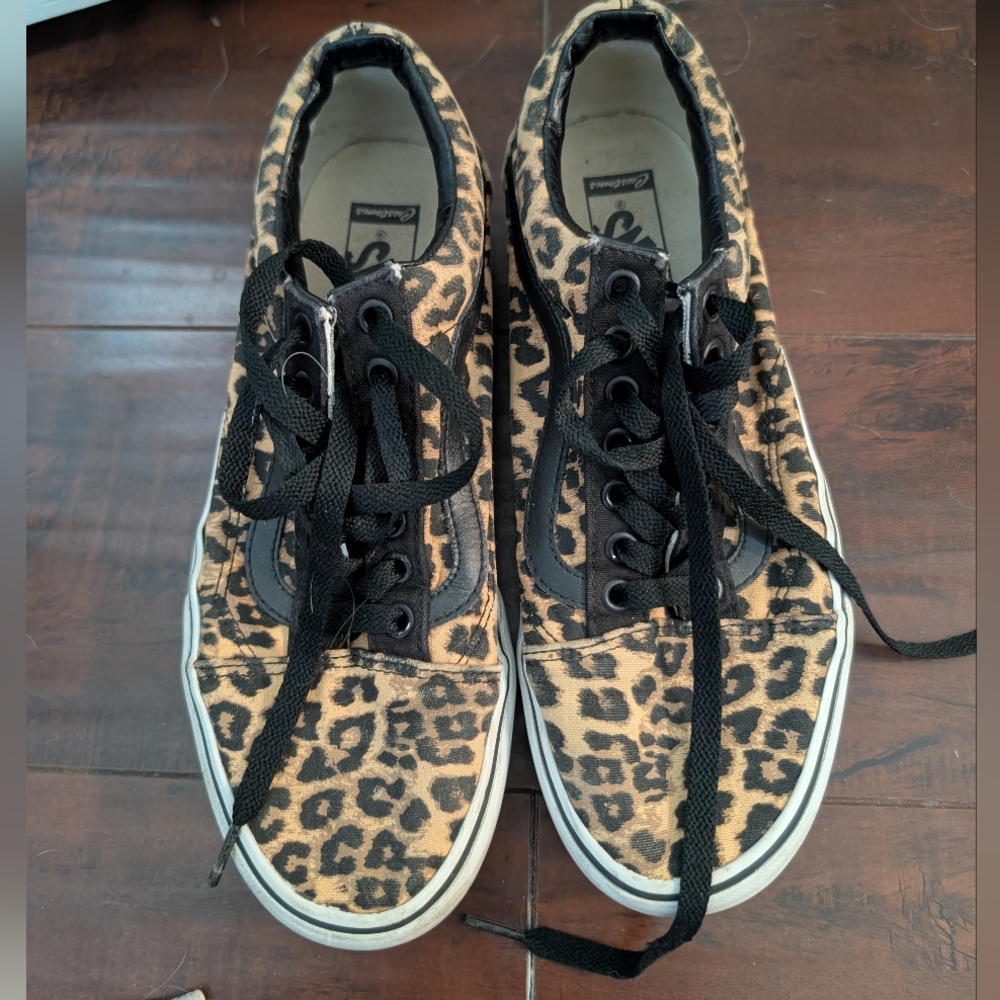 Women's Vans Leopard Print Sneakers